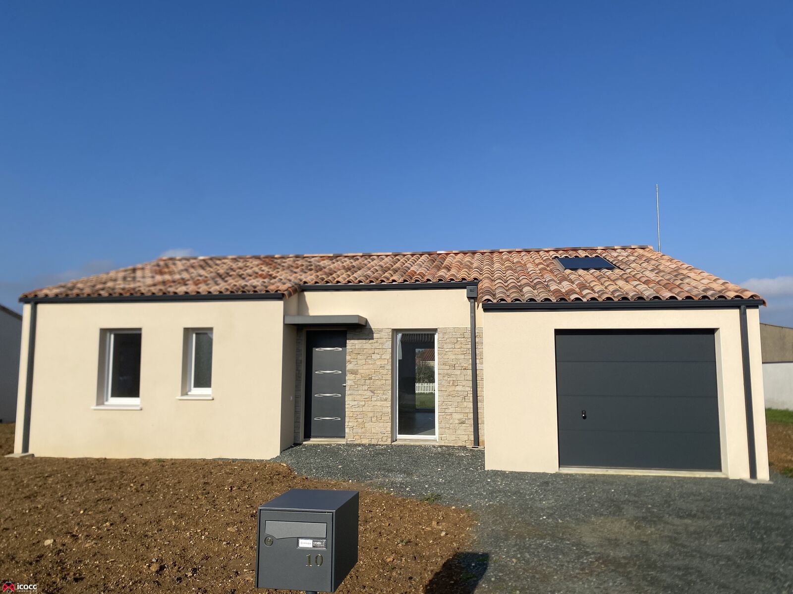 Maison 4 pièces 89 m² · à La Bretonnière-la-Claye · 89 m² · 221 550 €